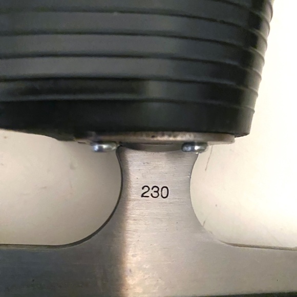 Klingbeil Ladies Figure Skates - Sasha Cohen Autographed - Ladies size 6.5- NEW! - Picture 6 of 11